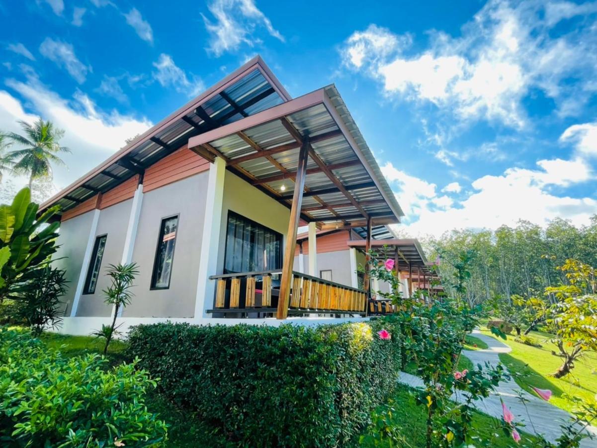 Phurin Thara Resort Ko Lanta Eksteriør billede