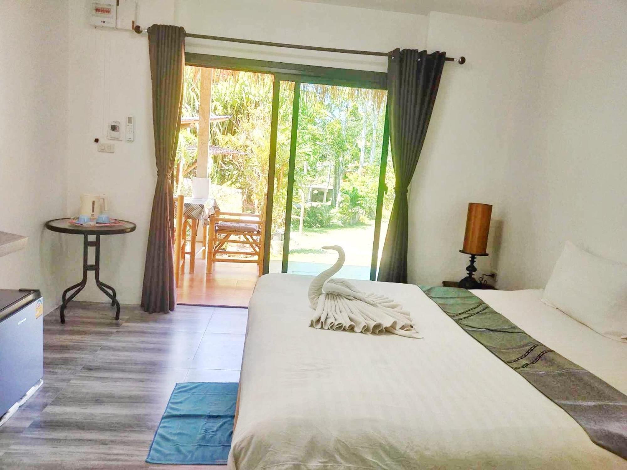 Phurin Thara Resort Ko Lanta Eksteriør billede
